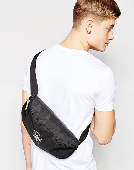 Mens Bags Belt Bags Herschel Supply Co waist bags and bumbags Herschel Sixteen Waistbag in Black for Men 