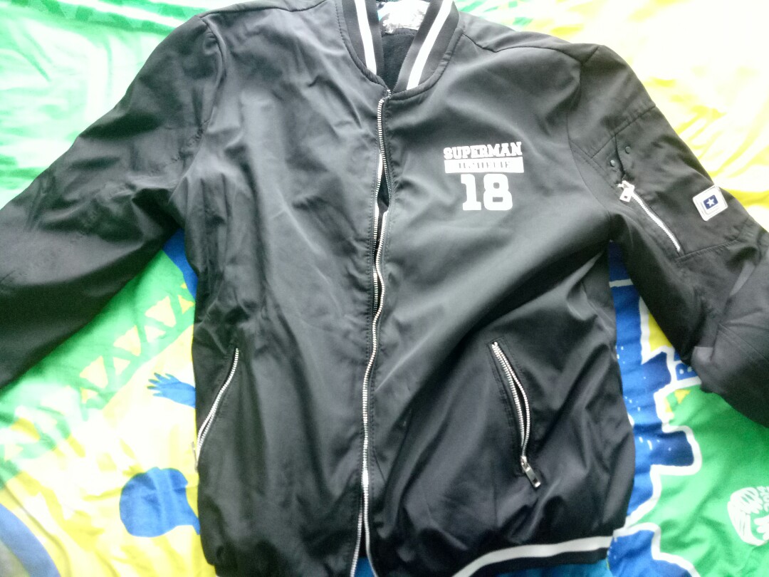 Boys'n Girl High-school Bomber Scan Vf www.carousell.sg