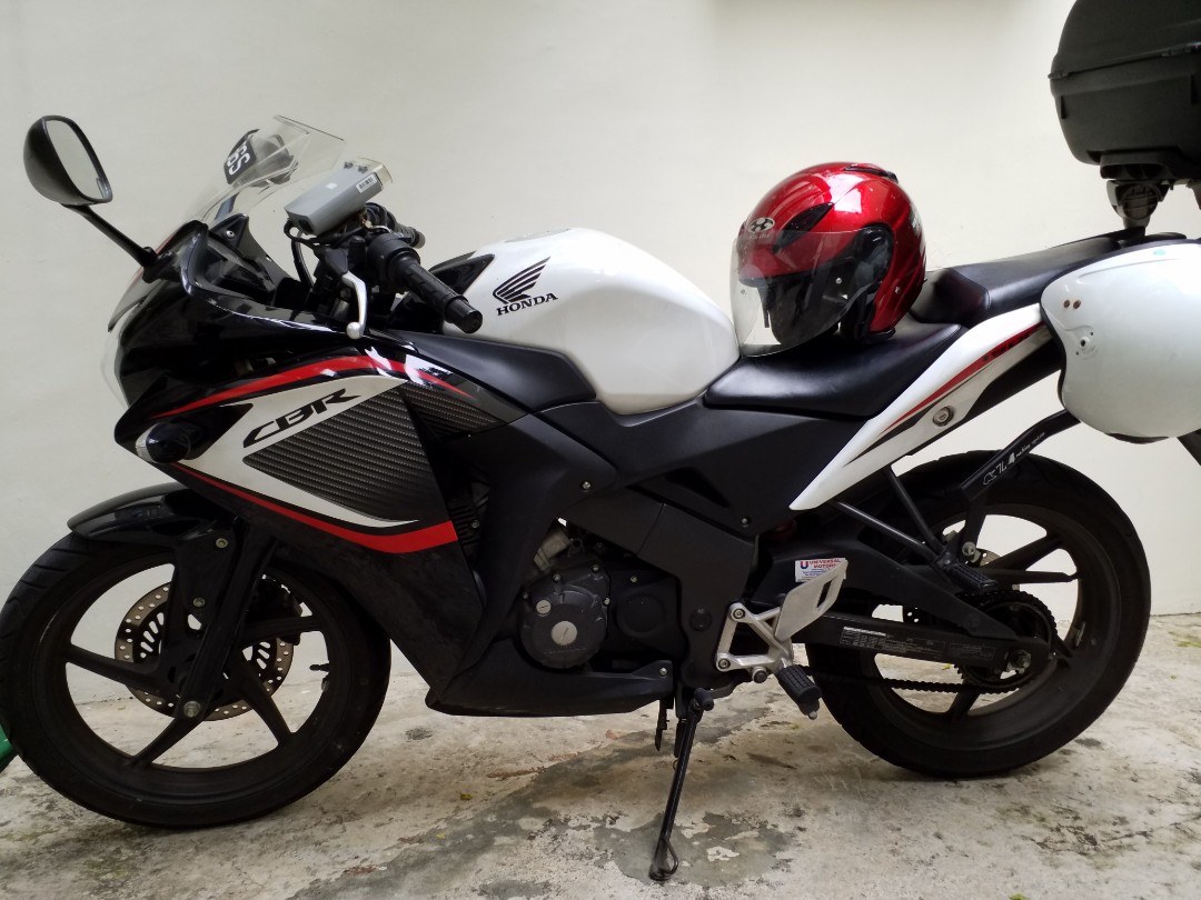 Honda Cbr 150r Motorbikes Motorbikes For Sale Class 2 On Carousell