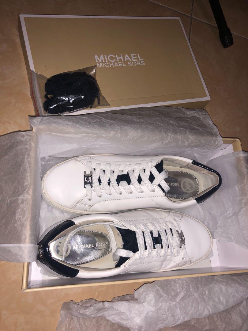 Michael Kors Irving Lace Up Leather White Sneakers Fesyen Wanita Sepatu Di Carousell