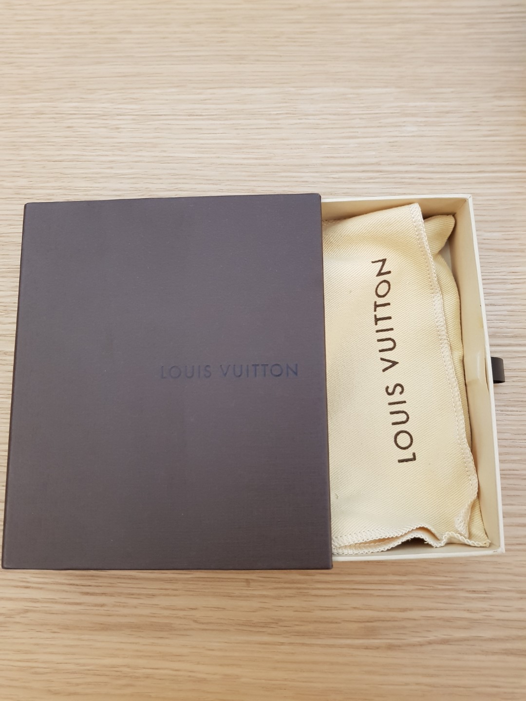 lv wallet dust bolsa