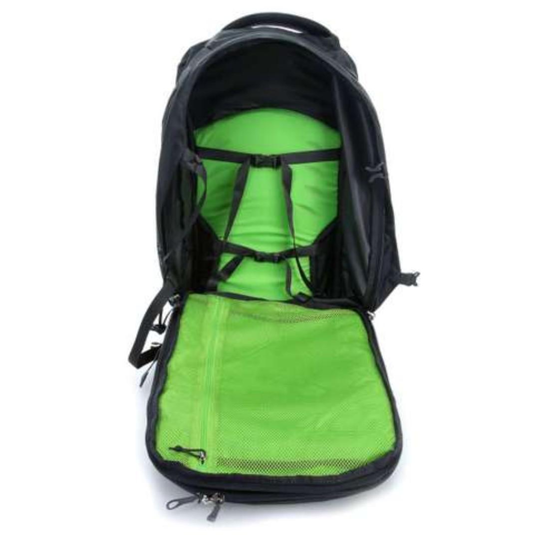 Osprey Farpoint 40 New Authentic Ready Stocks Men S Fashion Bags Wallets Backpacks On Carousell