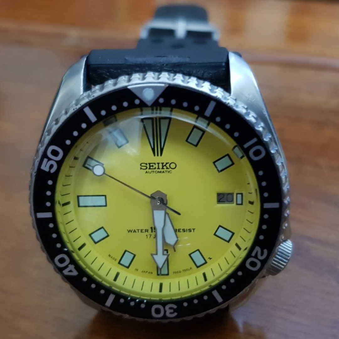 Seiko 7002-7000 Vintage Divers Yellow Dial Watch Mod, Luxury, Watches on  Carousell