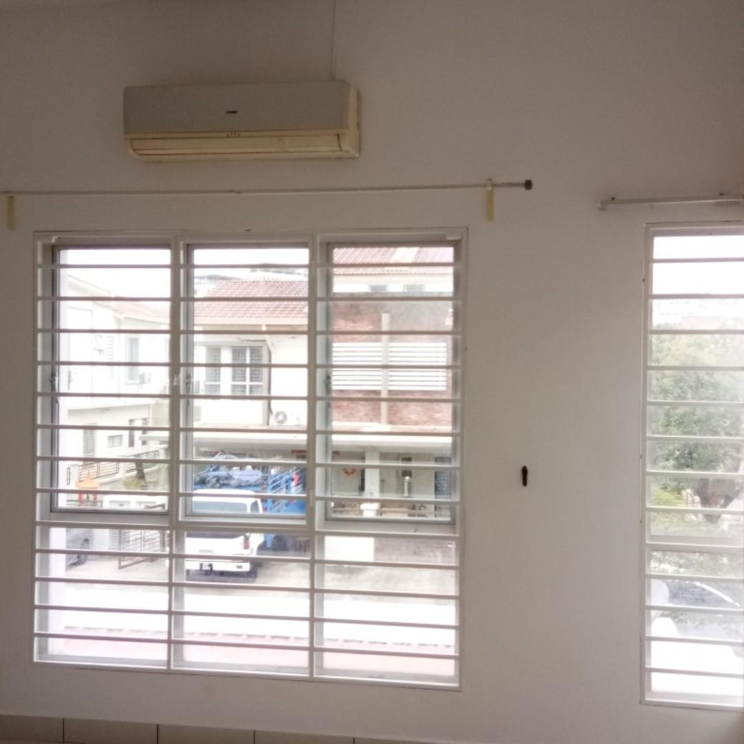 Setia Alam 2 Sty Newly Refurbished Cluster Semi D Kitchen