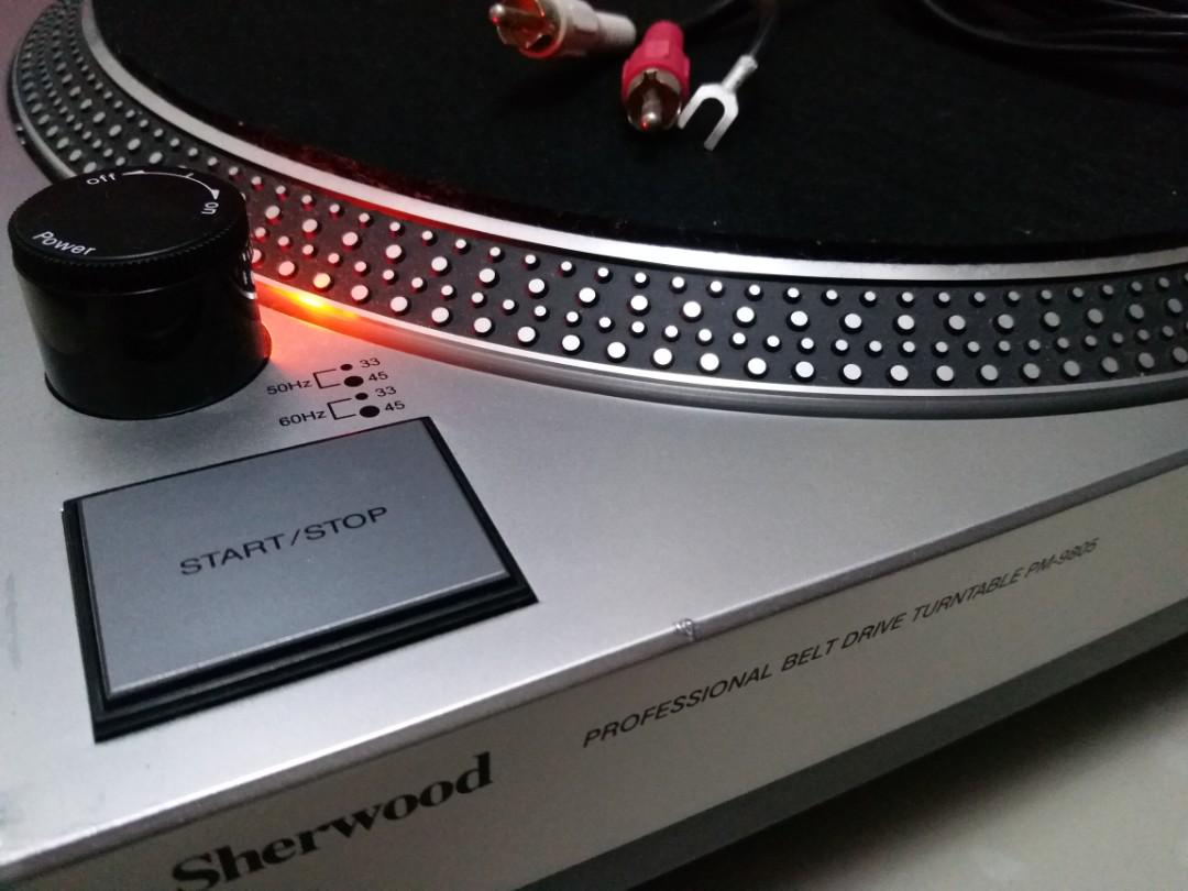 Sherwood PM - 9805. turntable 黑膠唱盤, 音響器材, 可攜式音響設備 - Carousell