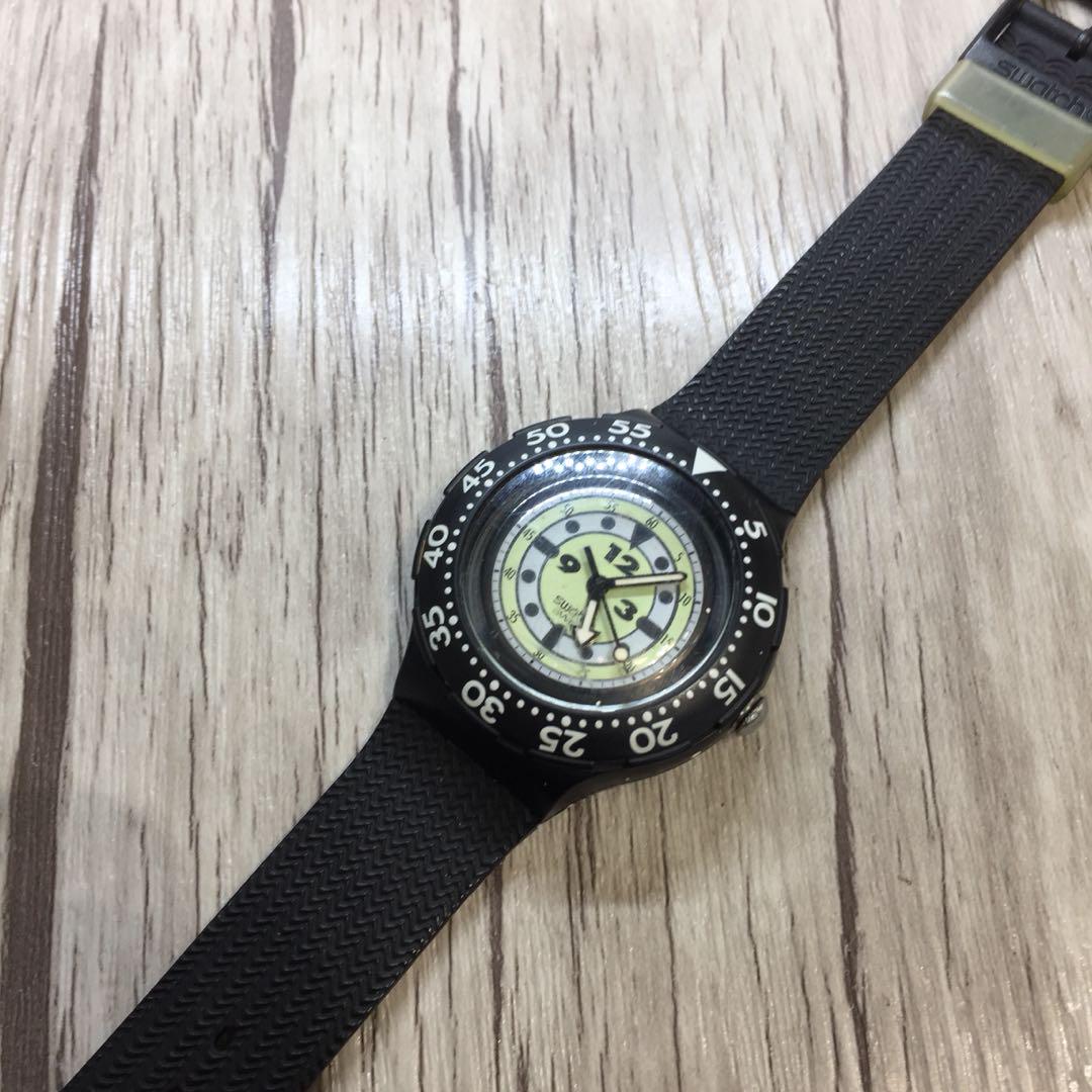 Swatch 200m shop water resistant