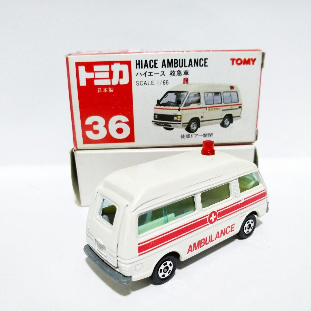 輸出用トミカNO.36 発し ニッサンキャラバン救急車(AMBULANCE) 日本製