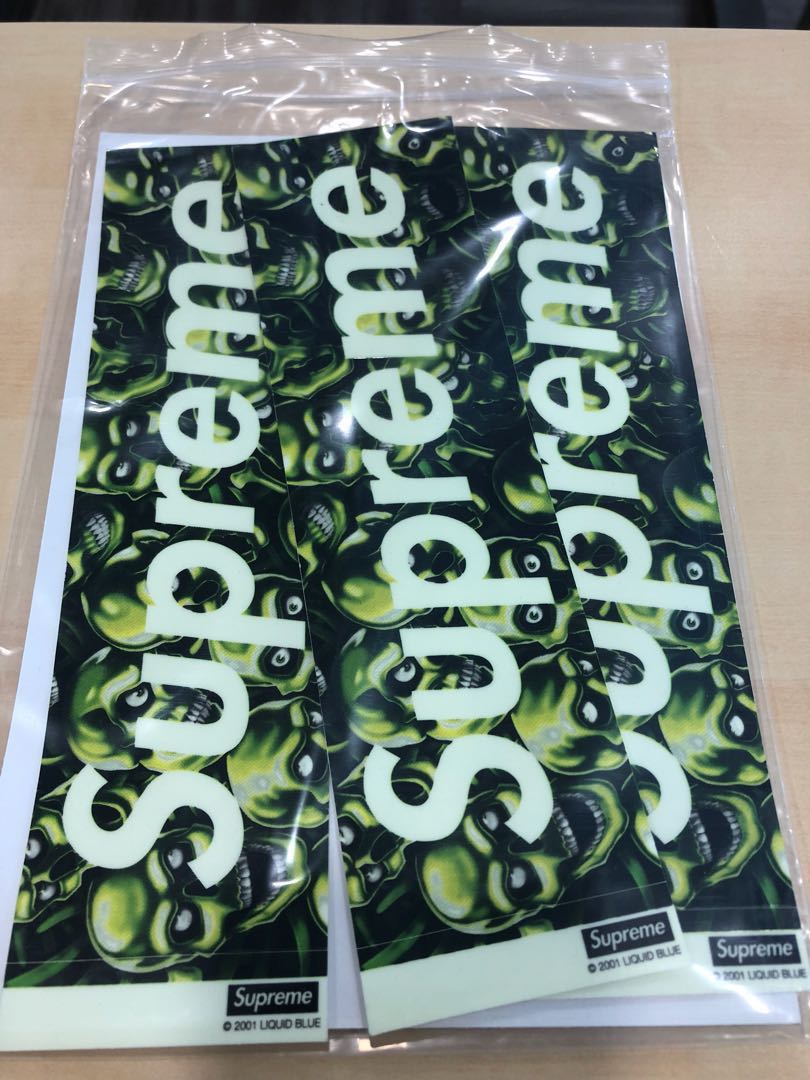 skull supreme sticker