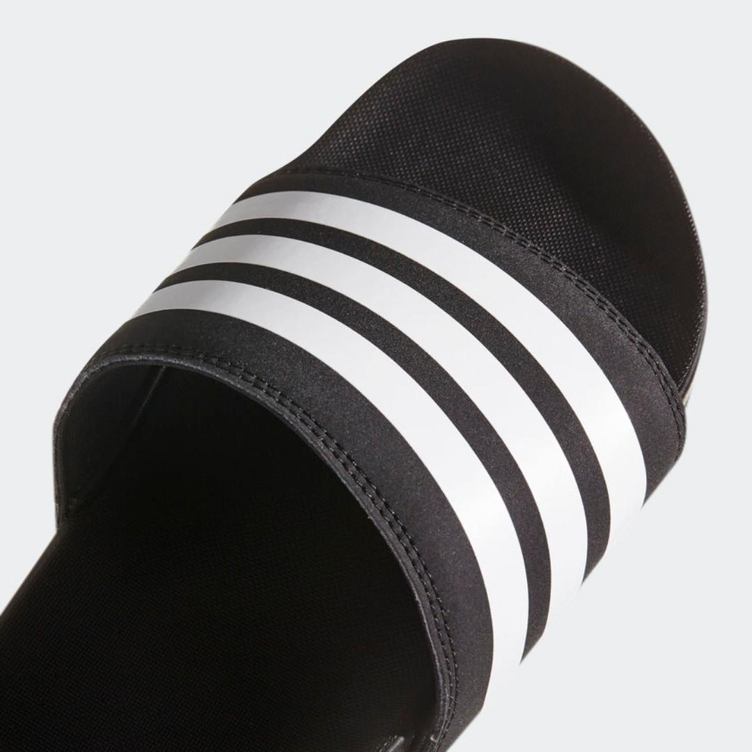 Adilette cloudfoam hotsell plus stripes