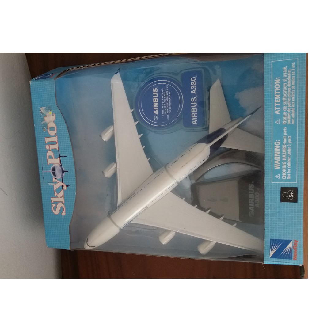 Airbus A380 aircraft model, Hobbies & Toys, Toys & Games on Carousell