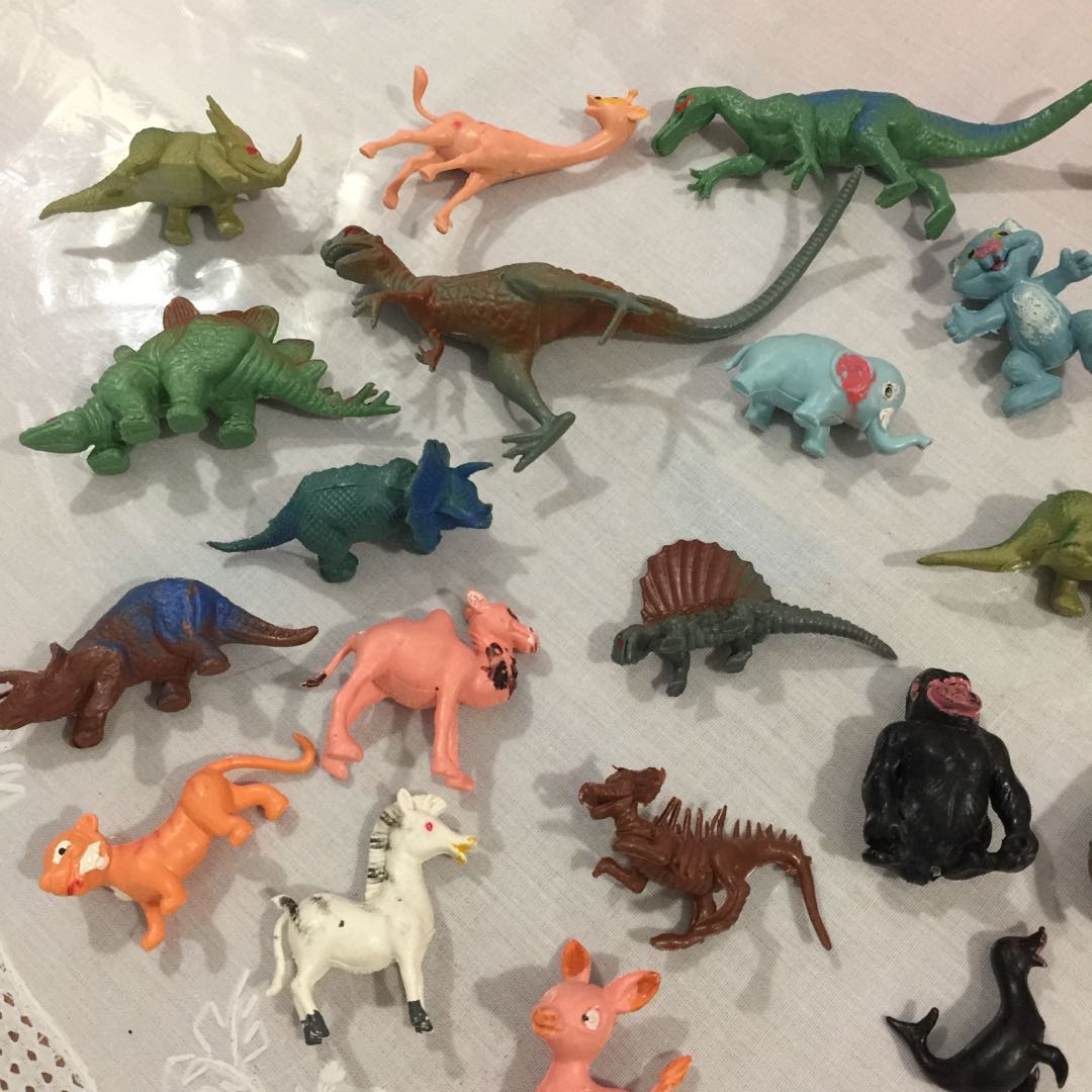 Vintage plastic dinosaurs on sale