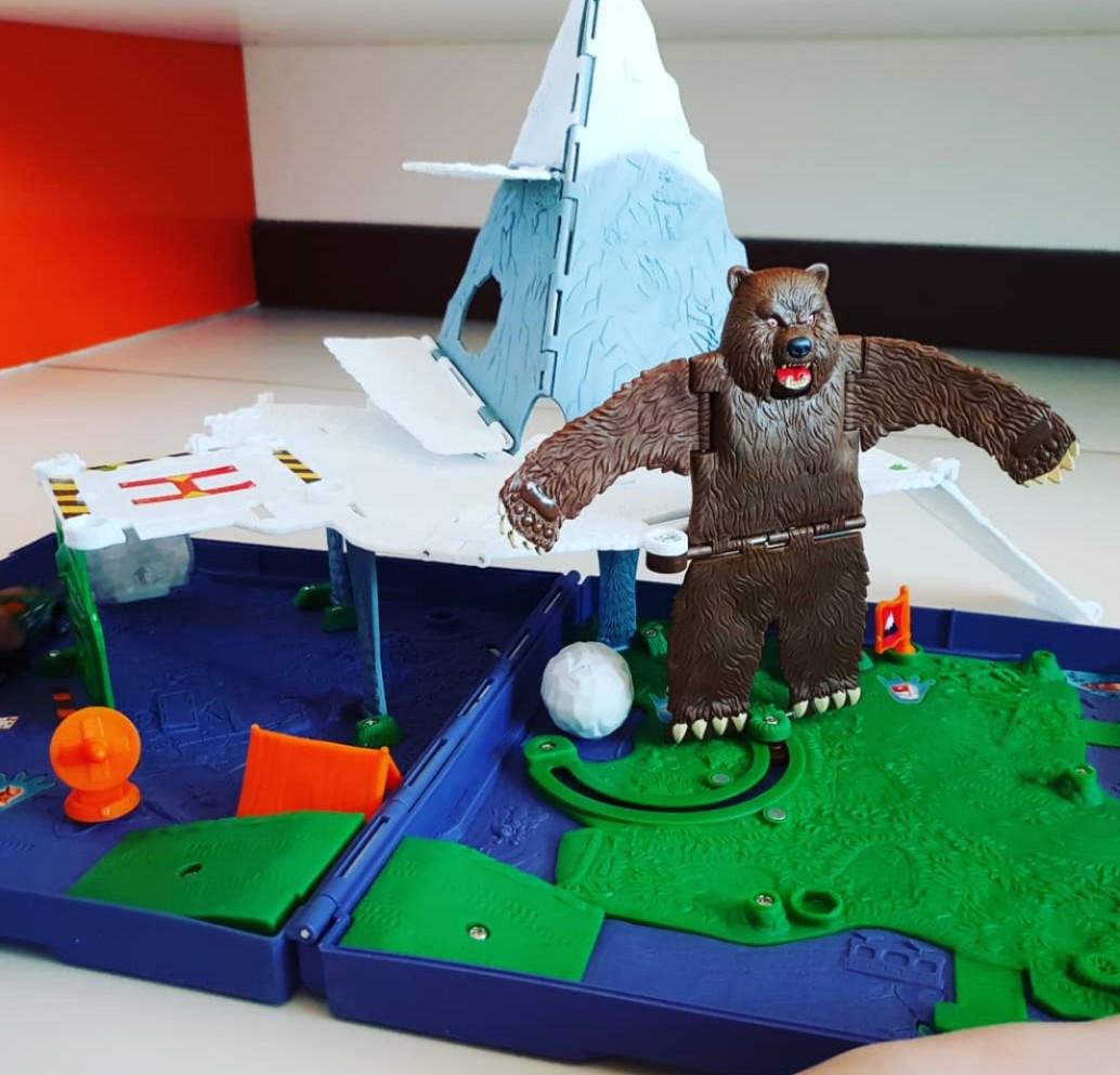 Collectible Matchbox Deluxe 3D Pop Up Adventure Playset, Hobbies