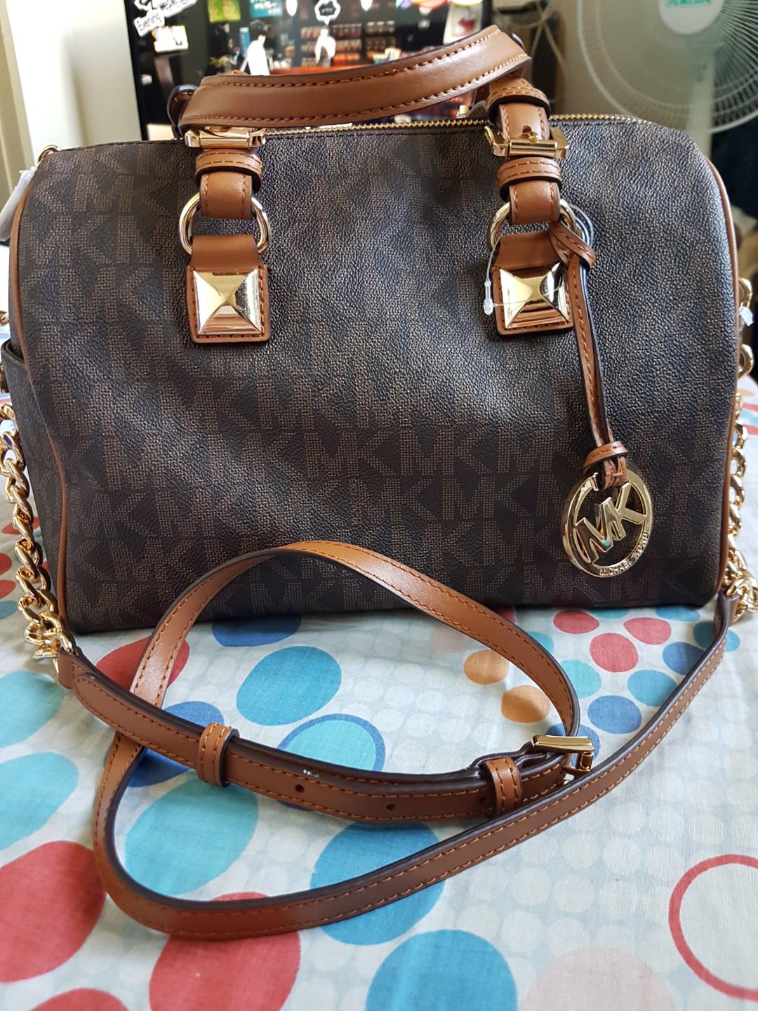 Michael kors grayson cheap medium satchel