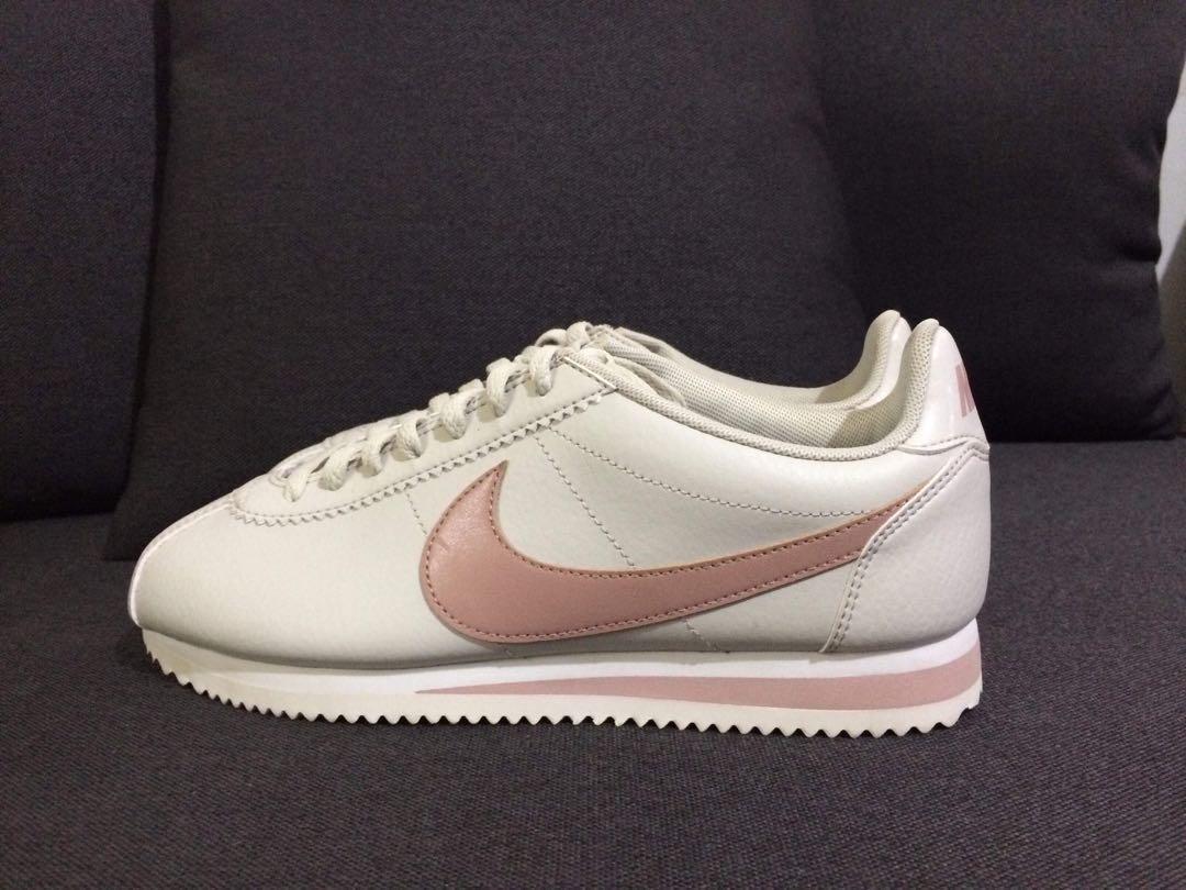 nike cortez particle pink