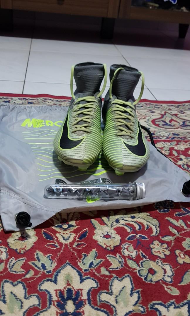 nike mercurial superfly size 5