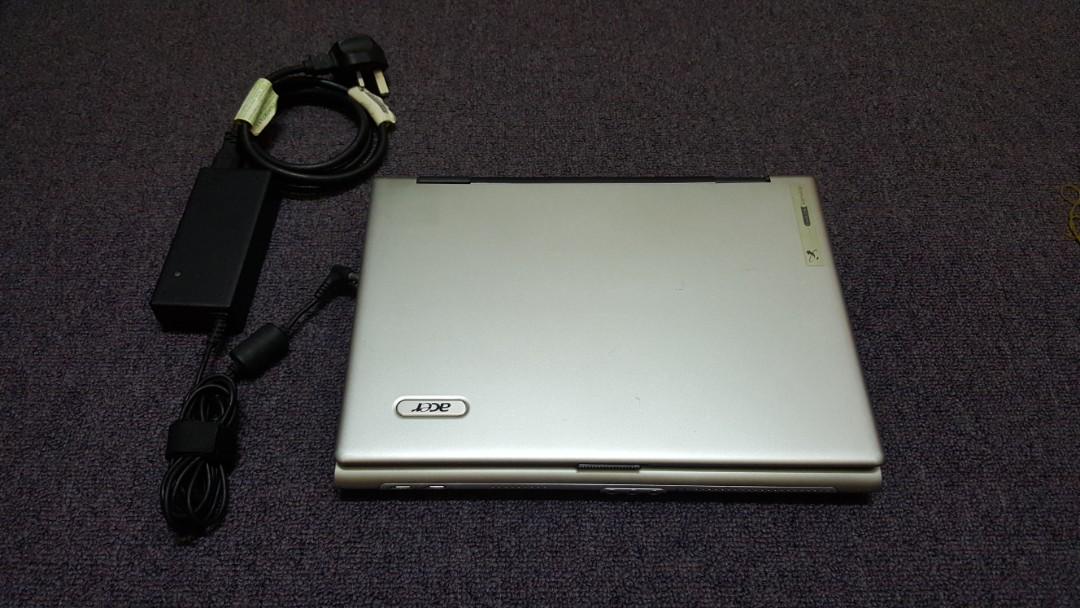 Old Acer laptop. More than 10 years old. Still working., Computers & Tech, Laptops & Notebooks
