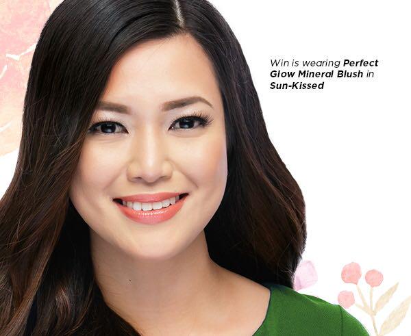 Perfect Glow Mineral Blush (Category: Face Care) located in Makati City. Submitted by kristinapangan (Listing ID 175189359, Image 2). Description: 100% Natural | Non-nano | 4.3g Get a natural flush Enhance your beauty with pure mineral pigments that flatter your skin tone with a subtle glow and skin-nourishing natural Vitamin E. Available in Pacific Shimmer (with shimmer), Pink Bloom (matte) and Sun-kissed shades. Actual color register may vary d