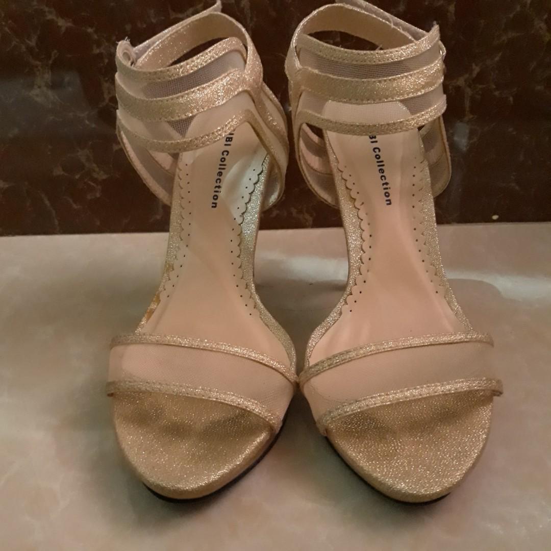 gold high heels size 5