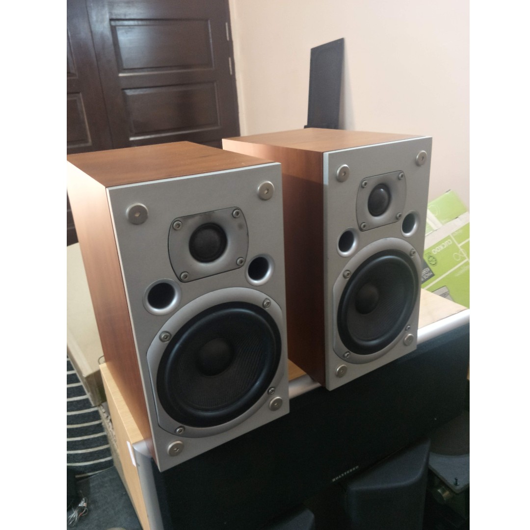 arcam alto speakers