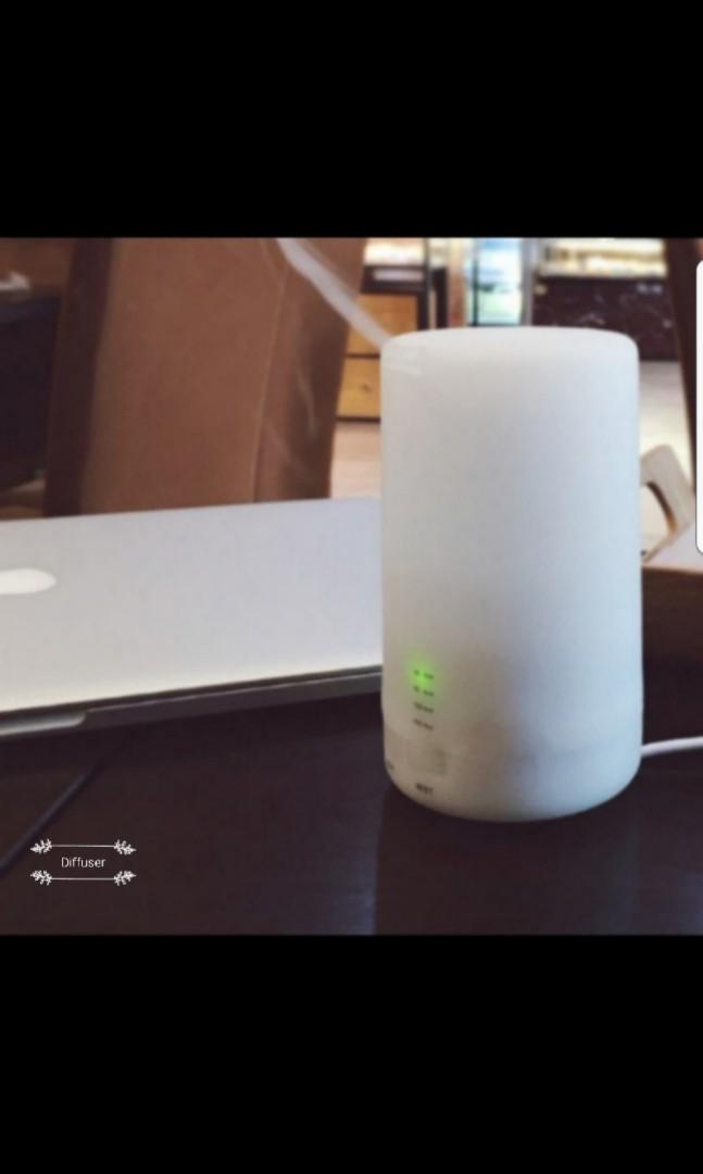 Aroma Diffuser (Category: Home Fragrance) located in Singapore. Submitted by anj2018 (Listing ID 175467698, Image 1). Description: BRAND NEW IN BOX Package Includes:- 1. Aroma Diffuser 2. 1X Bottles 10ml Essential Oil 3. 1X USB Cable (1 metre) Dimension:- 12cm*7cm FEATURES: - 70ml Capacity - 7 LED Lights Selection - Up to 3 hours continuous diffusion - Auto Power Off function when water level is low - 30mins, 60mins, 120mins, 180mins timer option