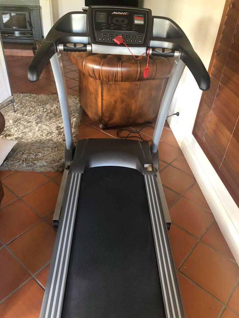 Avanti at380 treadmill price deals