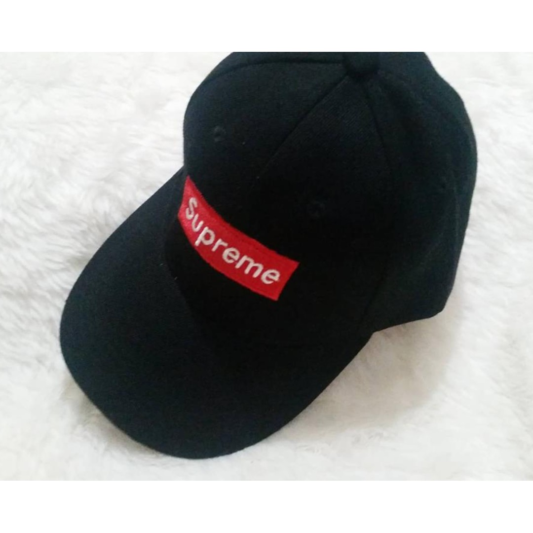 black supreme hat