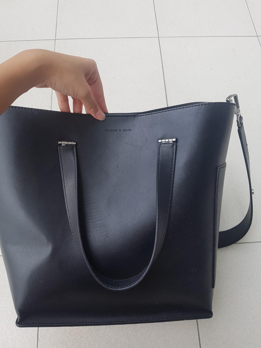 plain black shoulder bag
