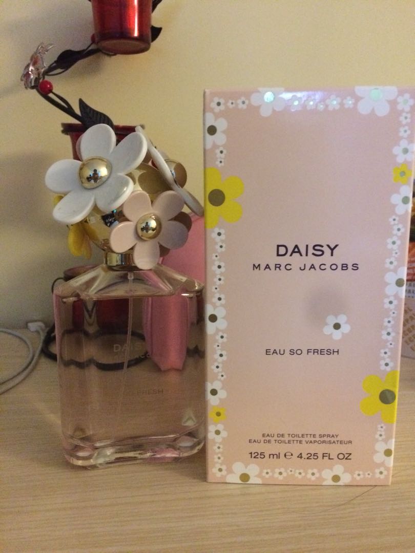 fake daisy perfume