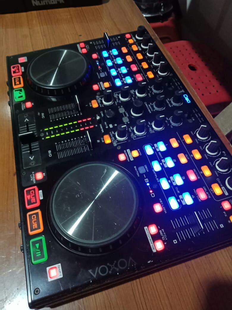 Dijual Alat Dj Voxoa C60 Pemakaian Pribadi Masih Muluss Elektronik Lainnya Di Carousell