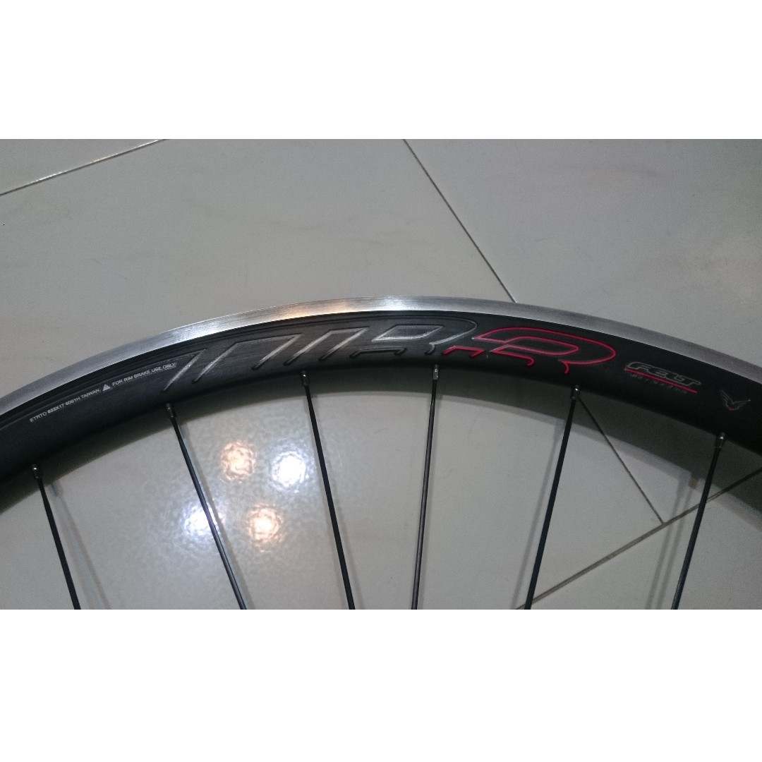 Felt TTR3 Aero Alloy Clincher 700cc Wheelset, Sports Equipment