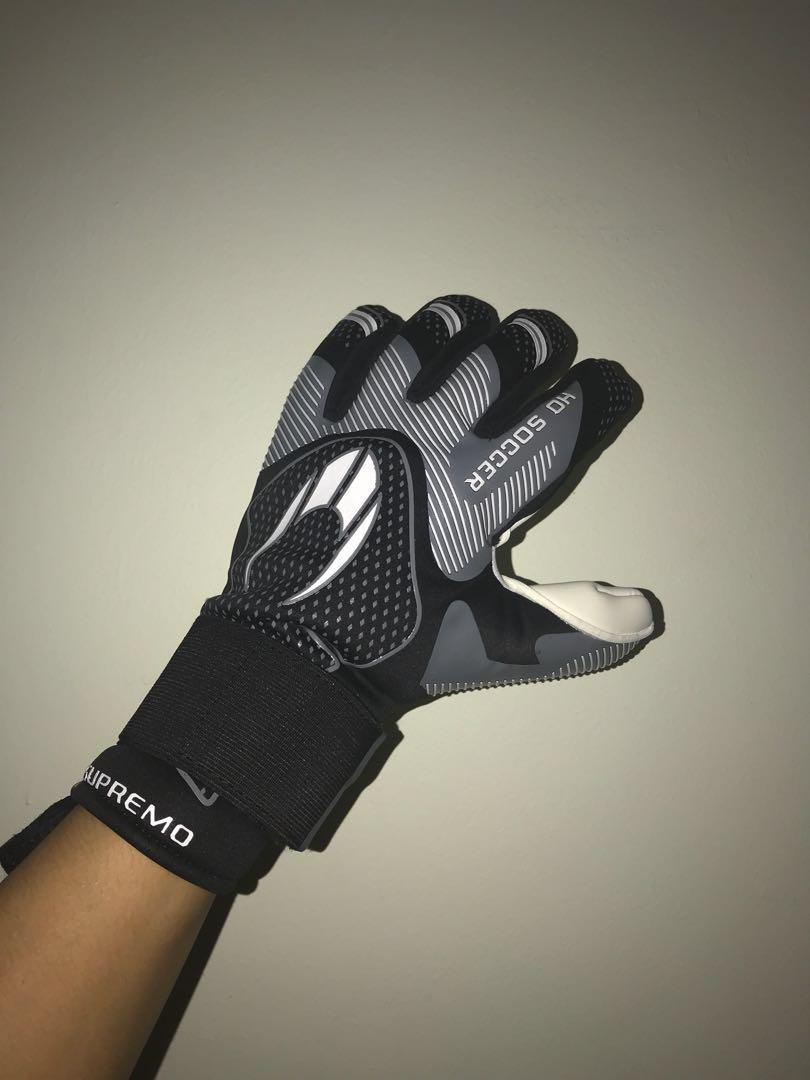 Ho Soccer Supremo Goalkeeper Gloves Sports Sports Games Equipment On Carousell