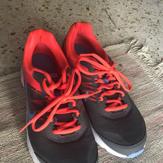 how much is nike air shoes