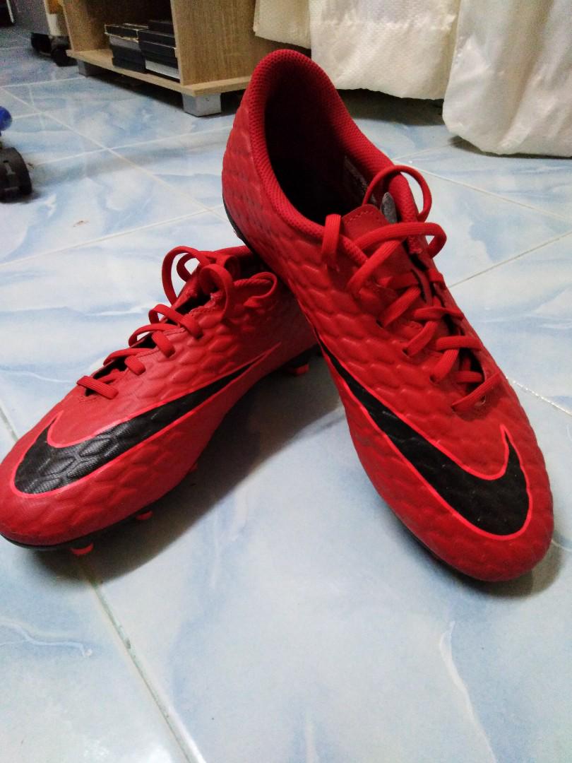 Nike Hypervenom fire Sports Equipment Sports Games Racket