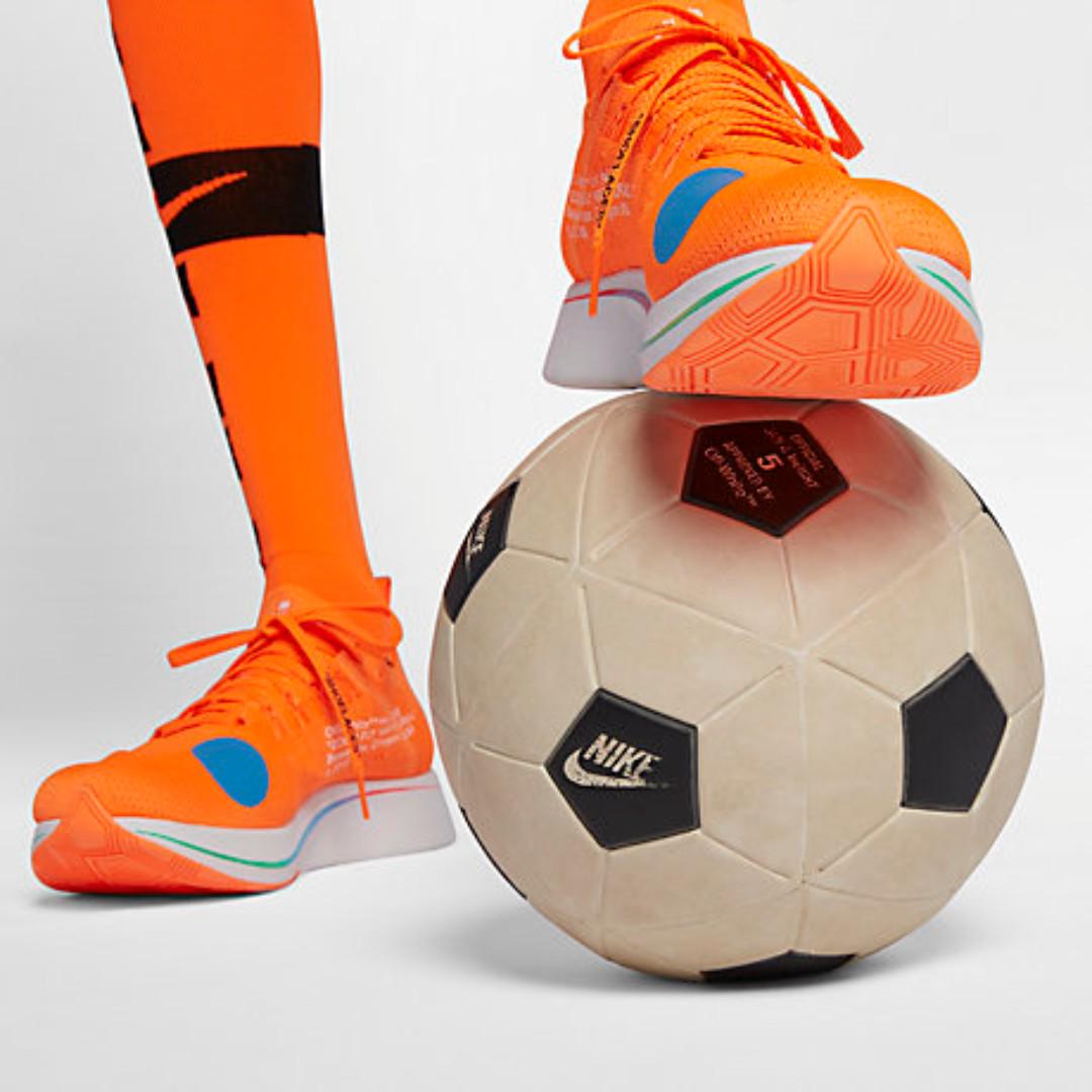 Off white shop nike ball