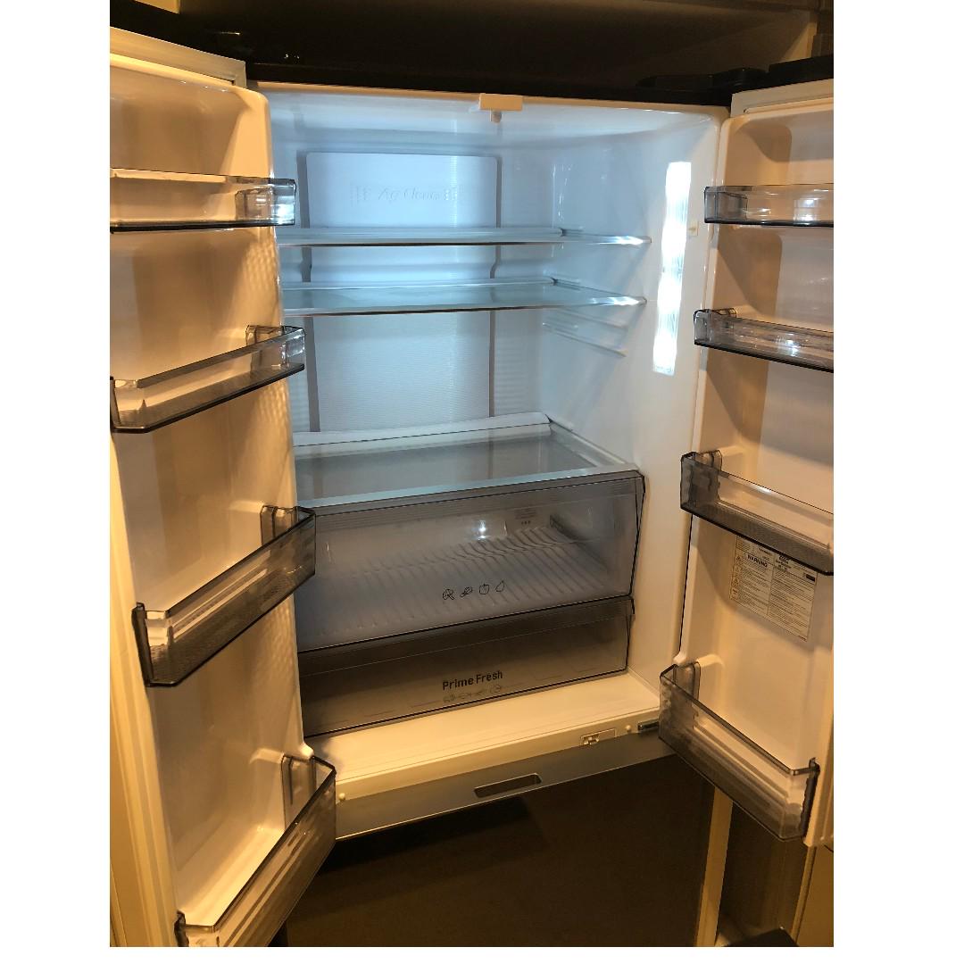 Panasonic Premium French Door Design Refrigerator NRCY558 Black USED