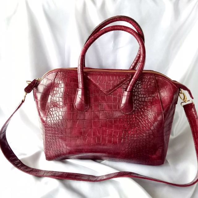 RUSH SALE Crocodile Ladies Bag Women s Fashion Bags Wallets
