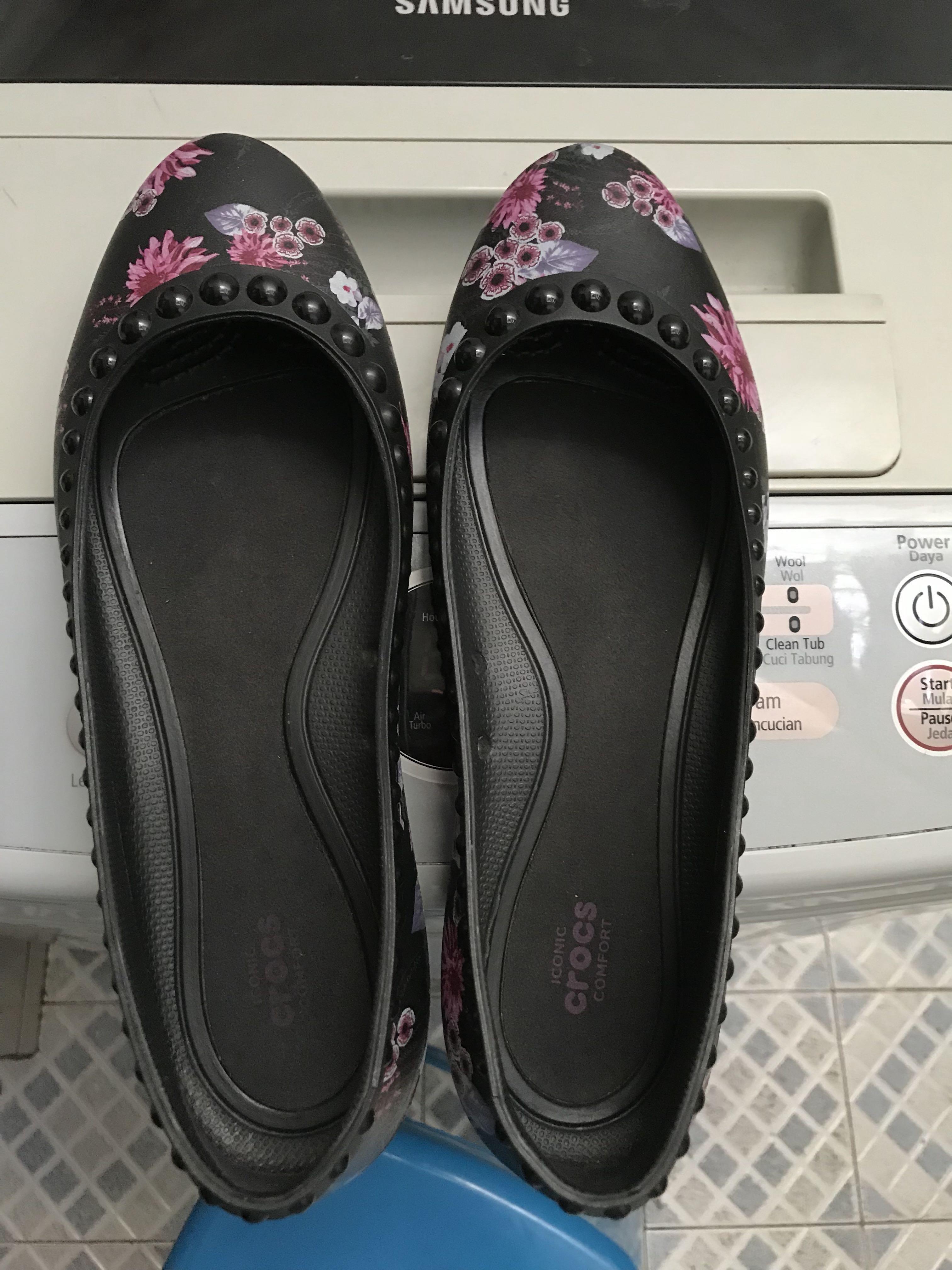 cdg crocs