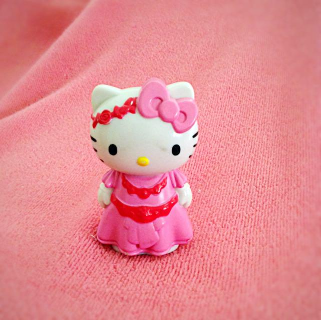 hello kitty small toys