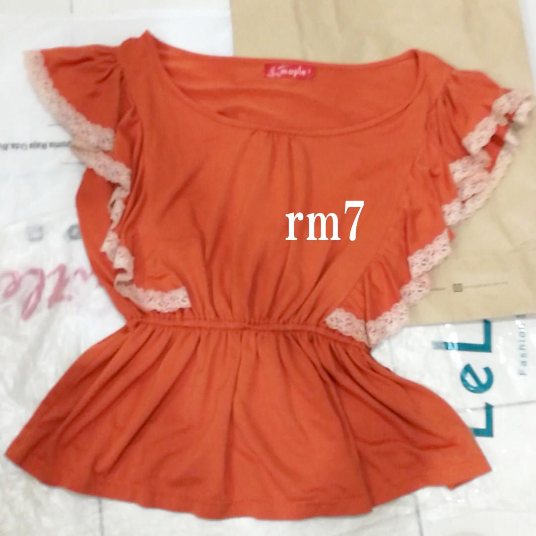 Top (Category: Tops) located in Puchong. Submitted by Crystalzeer (Listing ID 175334271, Image 3). Description: Price and do adjust. If buy alot.