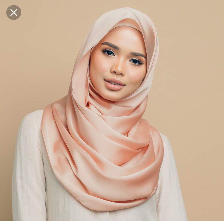 Shawl rose shop gold