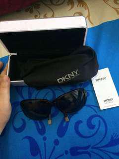 Kacamata DKNY Original
