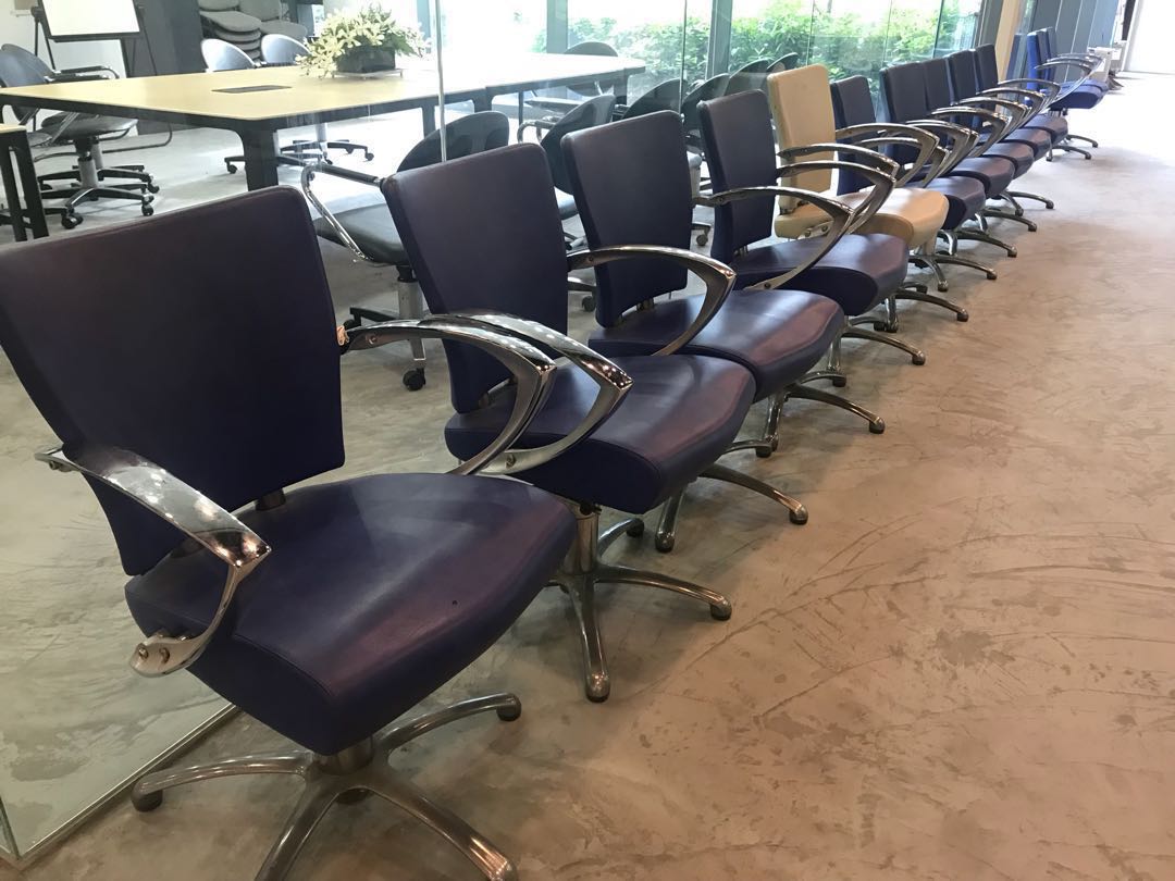 Used Salon Chairs >> 9 Pcs Used Salon Chair 10 Pcs Furniture Tables Chairs On Carousell Used Salon Chairs >> 9 Pcs Used Salon Chair 10 Pcs Furniture Tables Chairs On Carousell