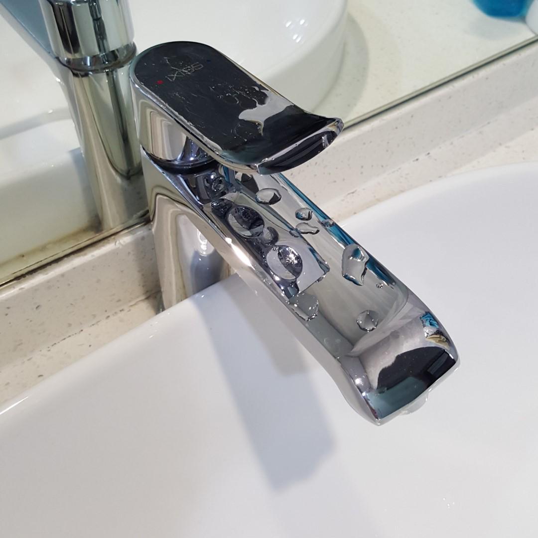 Wash Basin Plus Tap Mixer, Furniture & Home Living, Bathroom & Kitchen