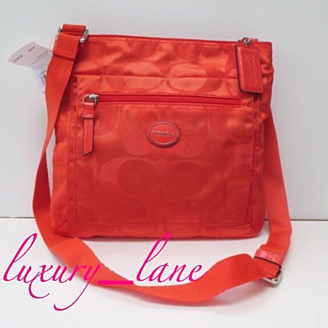 *SALE* Coach Signature Crossbody Bag, Luxury, Bags & Wallets on Carousell