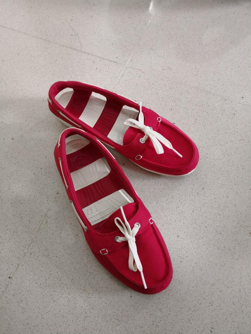 crocs product line