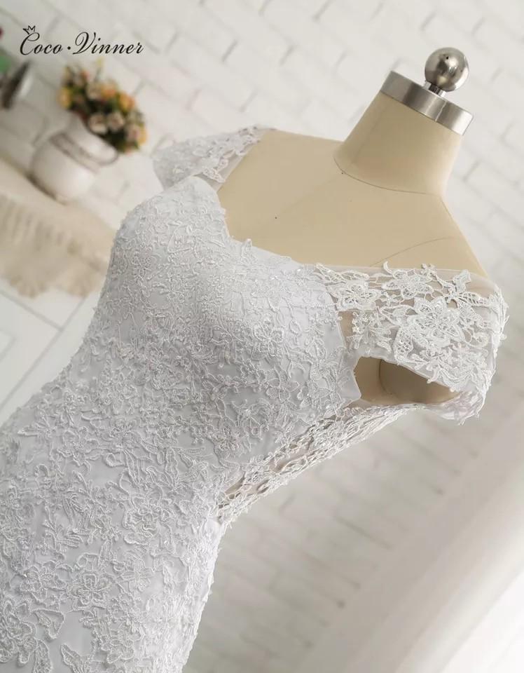 C.V White Backless Vintage Lace Mermaid Wedding Dresses 2018 V