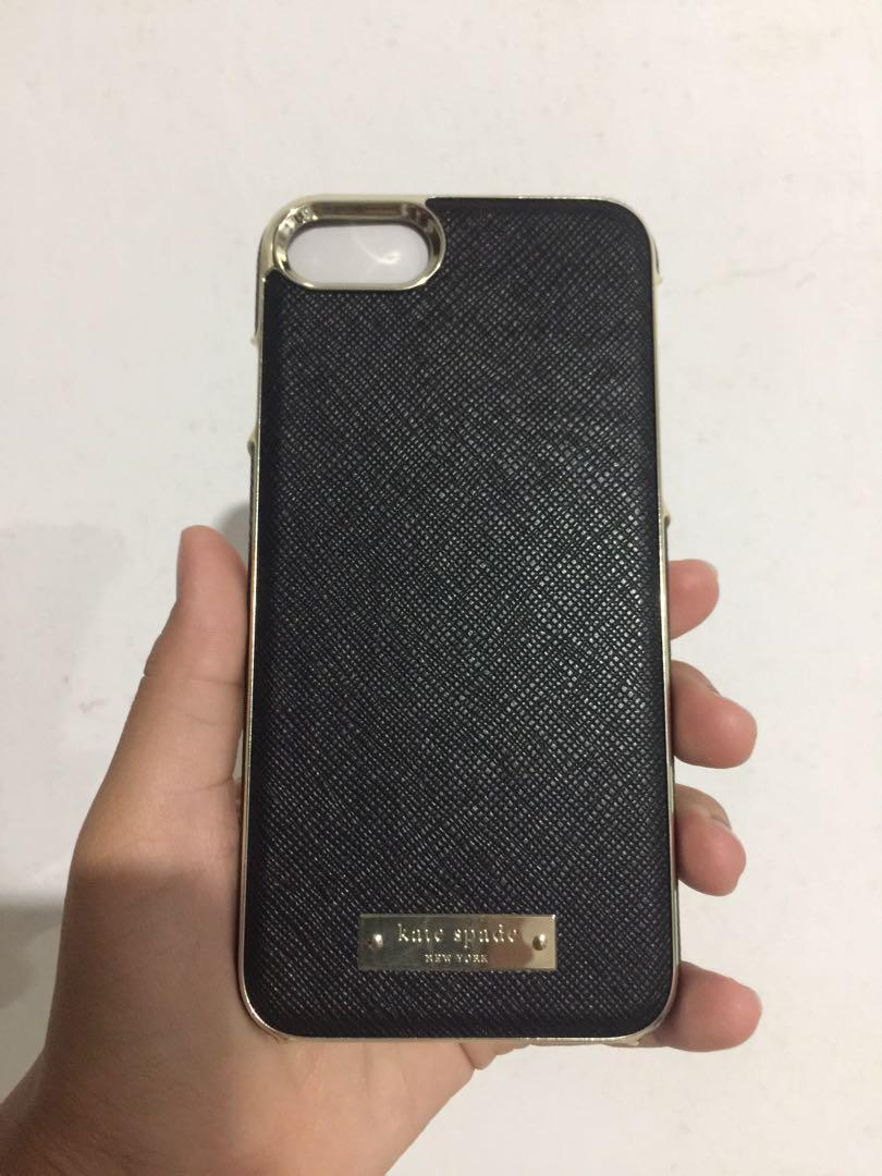 Kate Spade New York iPhone 7/8 Wrap Saffiano Black, Mobile Phones &  Gadgets, Mobile & Gadget Accessories, Cases & Sleeves on Carousell
