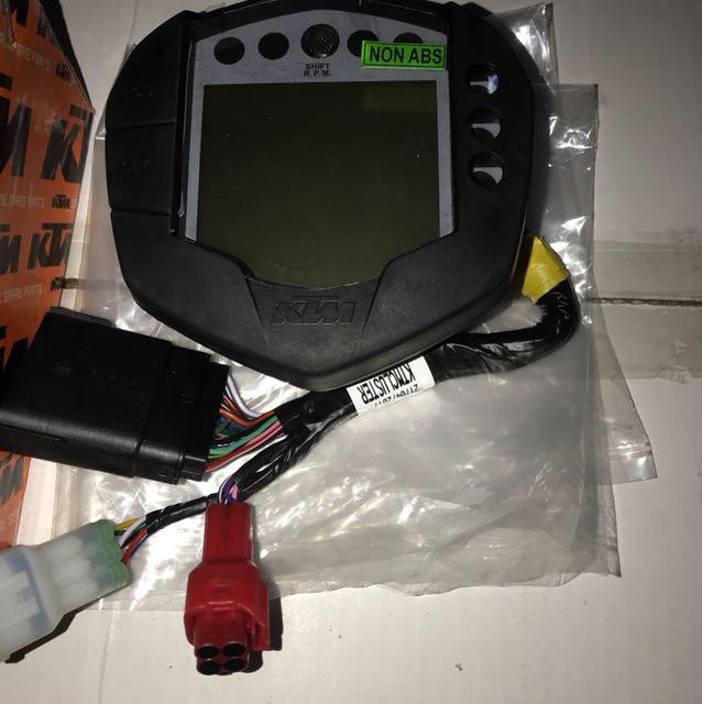 KTM duke Speedometer, Motorcycles, Motorcycle Accessories on Carousell