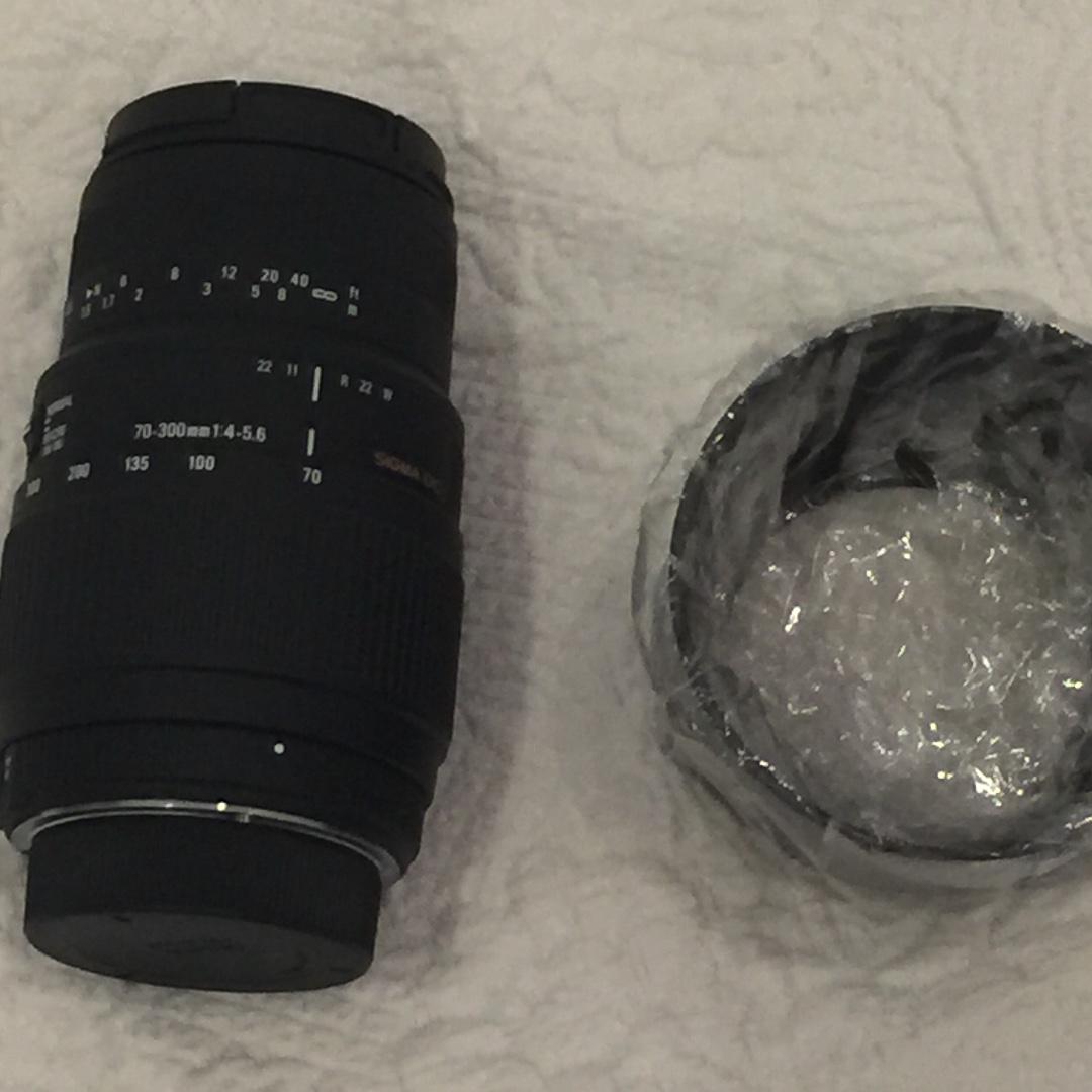 Sigma Lens 70 300mm F4 5 6 Dg Macro Never Used Excellent Offer Photography Lenses On Carousell