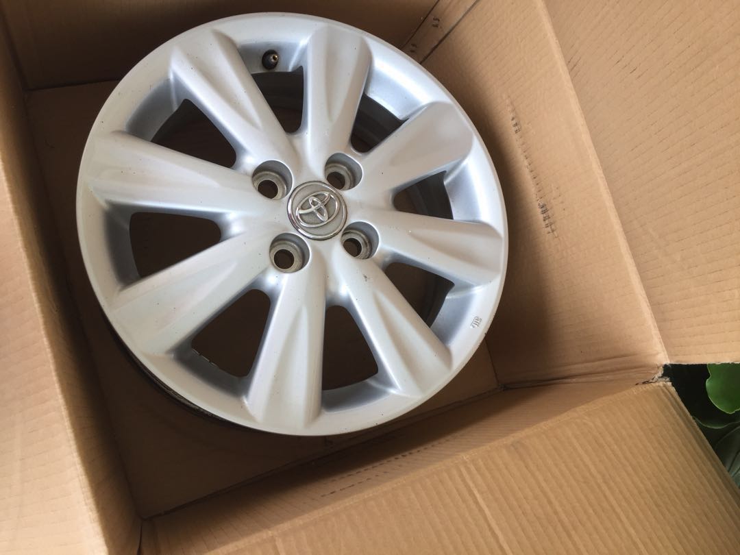 Velg Yaris Original Toyota Ring 15 Aksesoris Mobil Di Carousell